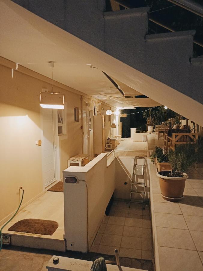 Heras Garden 瓦西利基 外观 照片